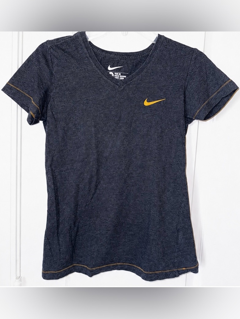 Nike Gray V-Neck T-Shirt with Yellow Logo Size M